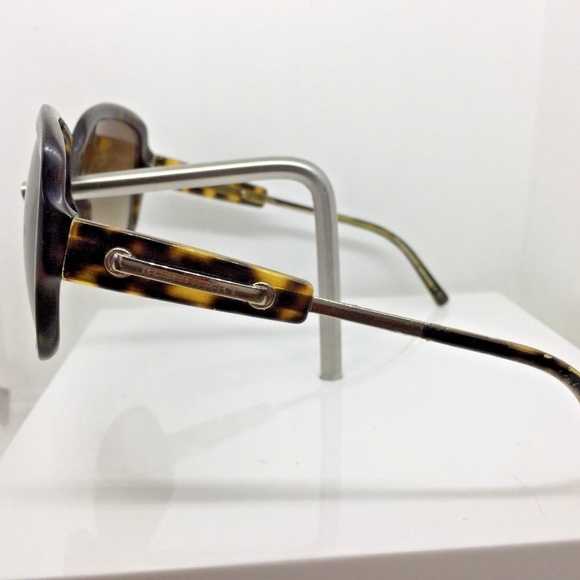 100% Authentic Burberry Sunglasses. B 4049 - Picture 4 of 8